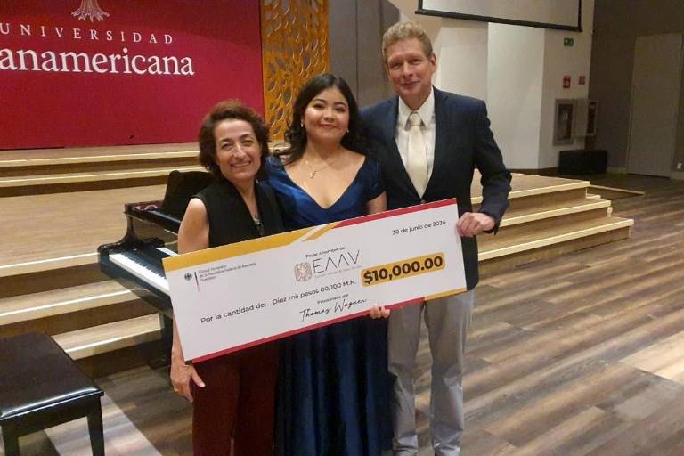 Gana la soprano Evelyn Tovón el Premio Fisher Dieskau