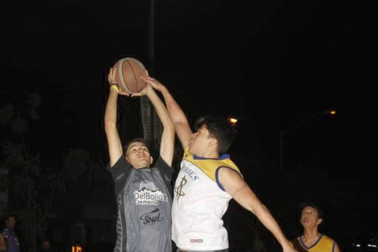 Caimanes impone su clase en Torneo Casa Hogar