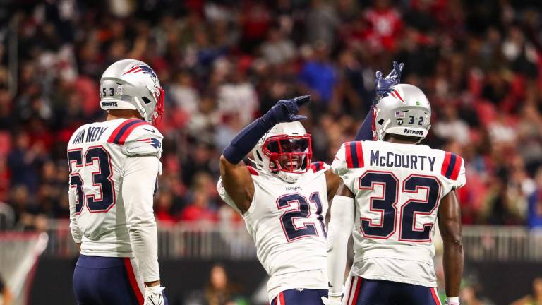 Patriots derrotan a Falcons para lograr su quinta victoria consecutiva