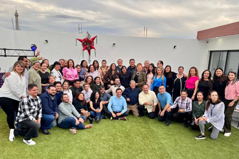 Disfruta la Asociación de Periodistas 7 de junio su tradicional posada navideña
