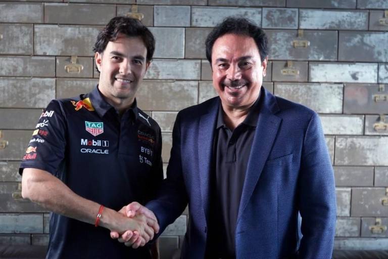 ¡Encuentro de leyendas mexicanas! Checo Pérez y Hugo Sánchez se reúnen