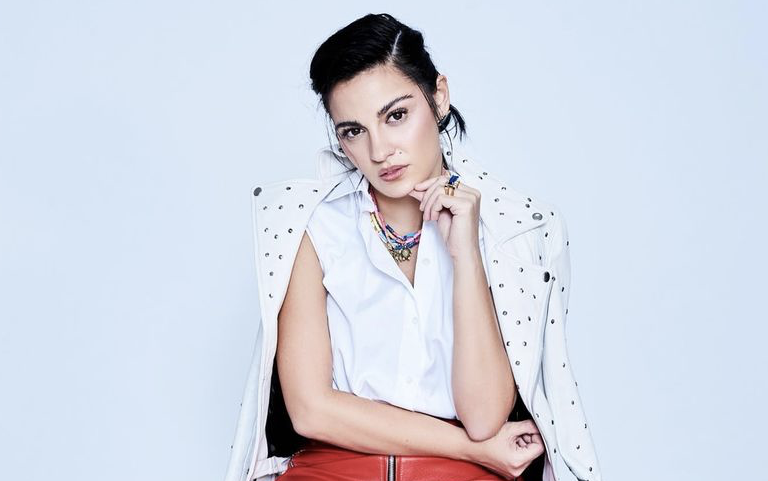 Maite Perroni reaparece tras escándalo