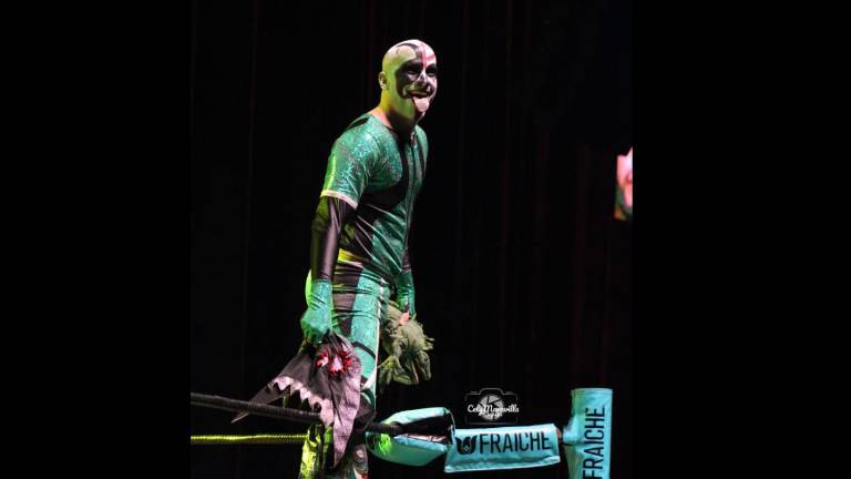 Mr. Iguana estará en Japón, donde vivirá su primera experiencia como luchador profesional.