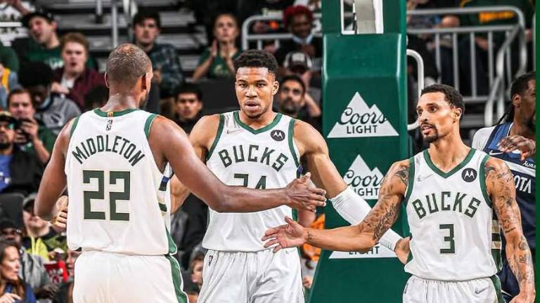 Los Bucks.