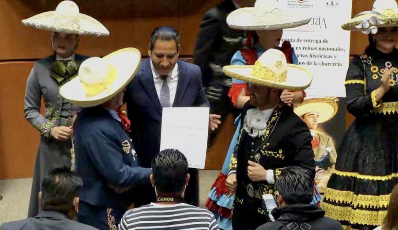$!Asociación de Charros de Mazatlán recibe reconocimientos en el Senado de la República