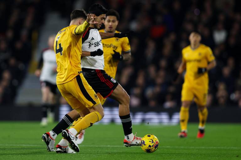 Fulham venció a Wolves con Raúl Jiménez como titular