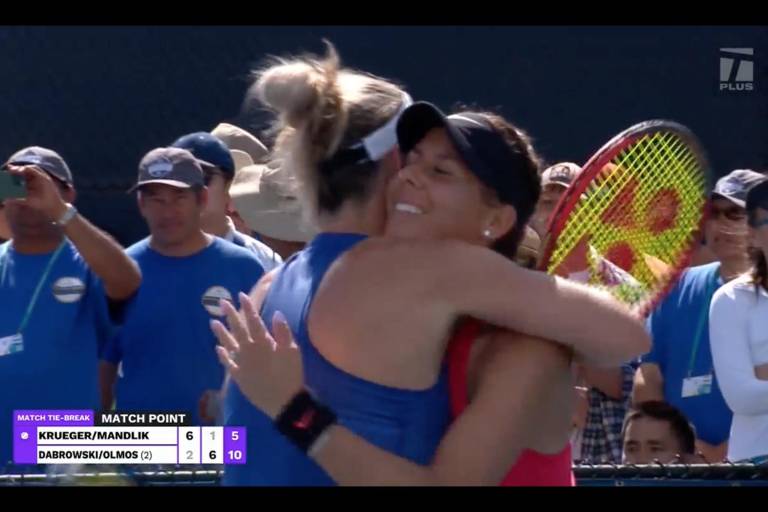 Avanzan Giuliana Olmos y Gabriela Dabrowski a semifinales en California