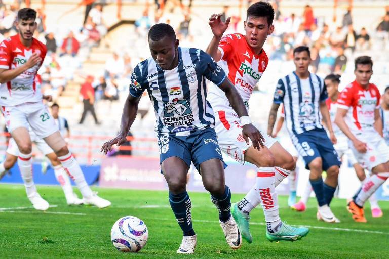 El Pachuca y Necaxa igualan en el Hidalgo y se rezagan en la tabla