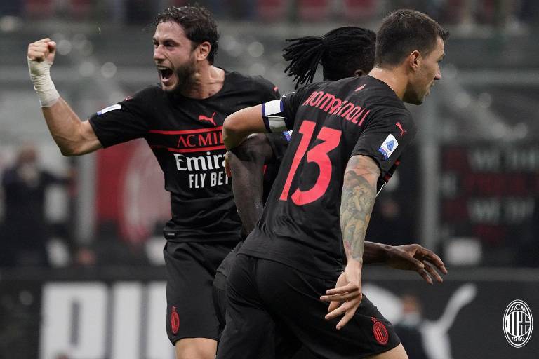 Leao y Castillejo llevan al Milán al liderato de la Serie A