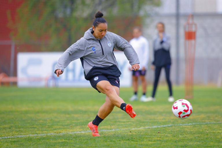 Charlyn Corral, la mejor goleadora del mundo por segundo año consecutivo
