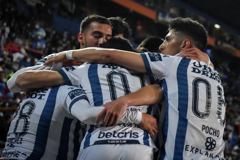 Pachuca se aferra a la cima con triunfo ante Cruz Azul