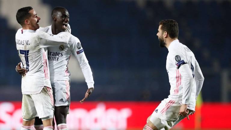 El francés Ferland Mendy, con un derechazo curvado desde fuera del área en el minuto 86, derribó el muro del Atalanta.
