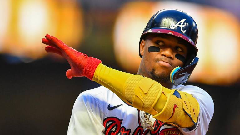 Ronald Acuña Jr. ya entrena en el campamento de los Bravos de Atlanta.