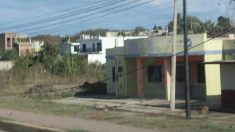 Una guardería sin usarse está siendo utilizada en Rosario por personal del Ejército para su resguardo.