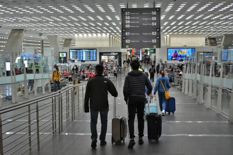 Reducirán de 52 a 43 los vuelos por hora en Aeropuerto de CDMX