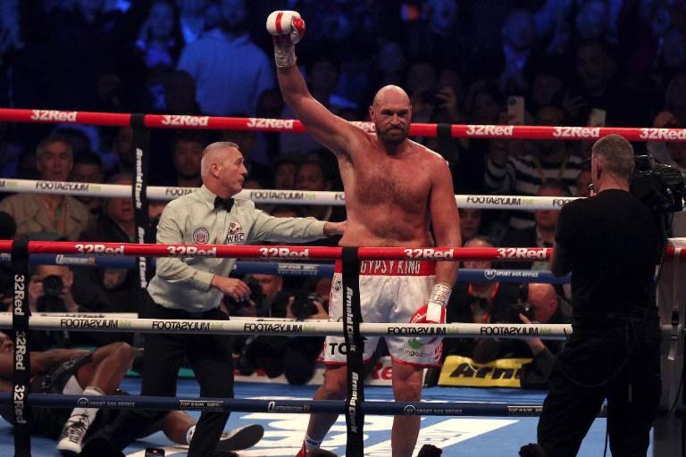 Tyson Fury selló su retiro del boxeo con nocaut ante Dillian Whyte