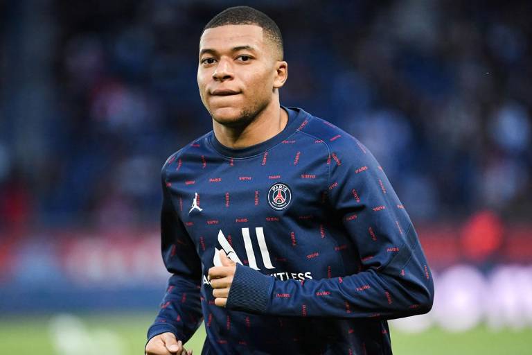 Liverpool entra en la disputa con Real Madrid por Mbappé
