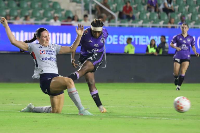 Pita la Máquina Celeste en El Encanto y golea a Mazatlán Femenil