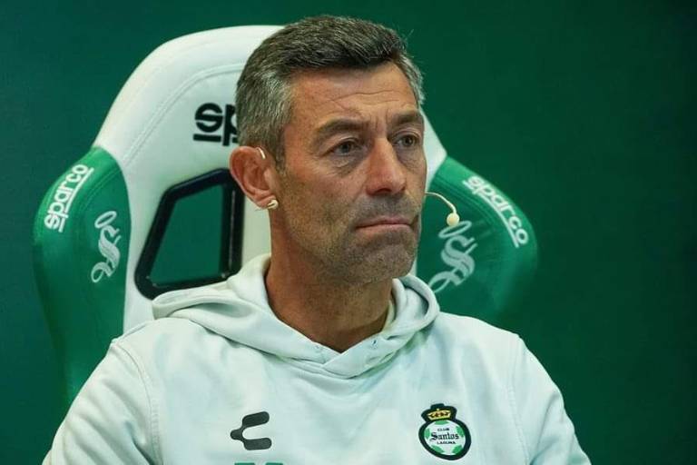 Santos Laguna: Se le acaba la paciencia con Pedro Caixinha