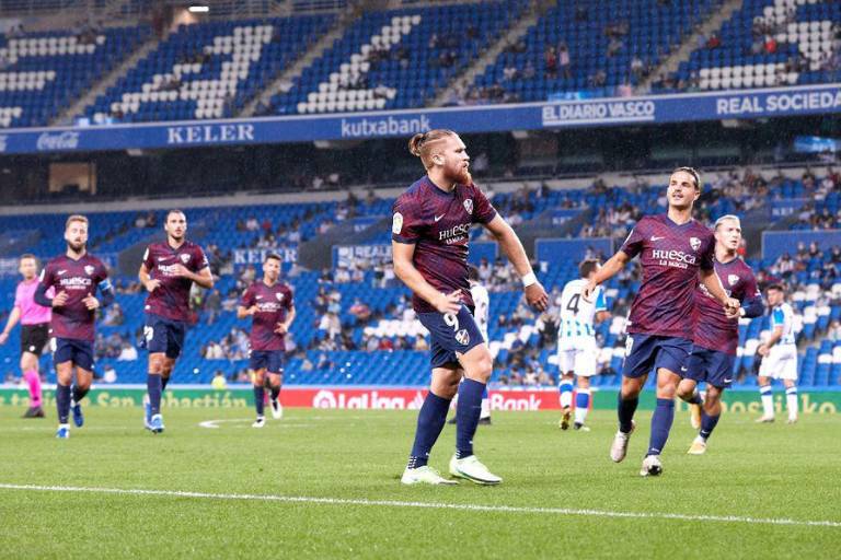 Huesca de Nacho Ambriz se sacude presión con triunfo