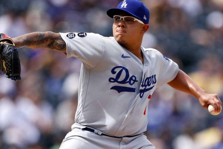 Debut dominante de Julio Urías con Dodgers en 2021