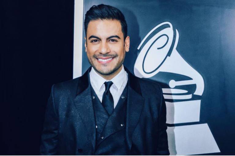 ‘Igual y ya nos casamos y no se enteraron’, expresa Carlos Rivera sobre su relación con Cynthia