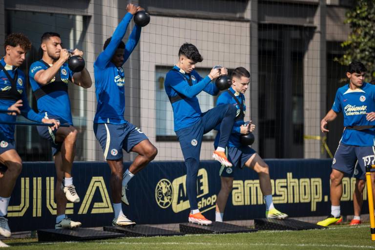 El América, con la posible baja del colombiano Quiñones, retará al New England en Concacaf