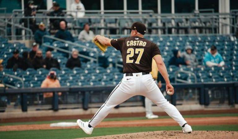 Manuel Castro es ascendido a Triple A de los Padres de San Diego