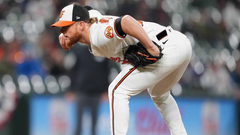 Craig Kimbrel sufrió más de lo esperado para lograr su salvamento 423 en las Grandes Ligas.