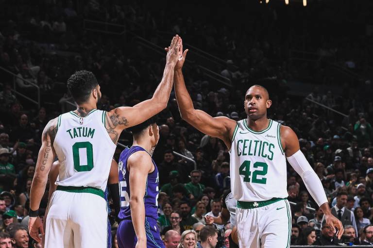 Celtics logra una aplastante victoria sobre Hornets