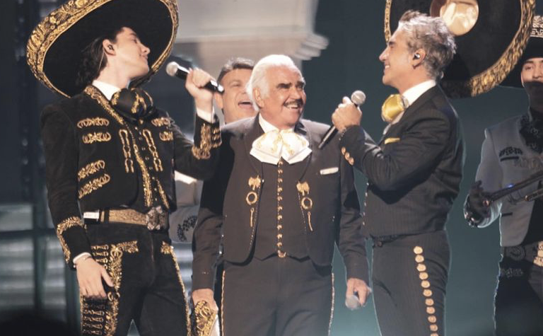 Alejandro Fernández ensaya con su hijo el tema ‘Perdón’, canción que solo canta con Vicente Fernández