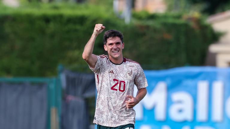 México aceleró al final para llevarse el triunfo.