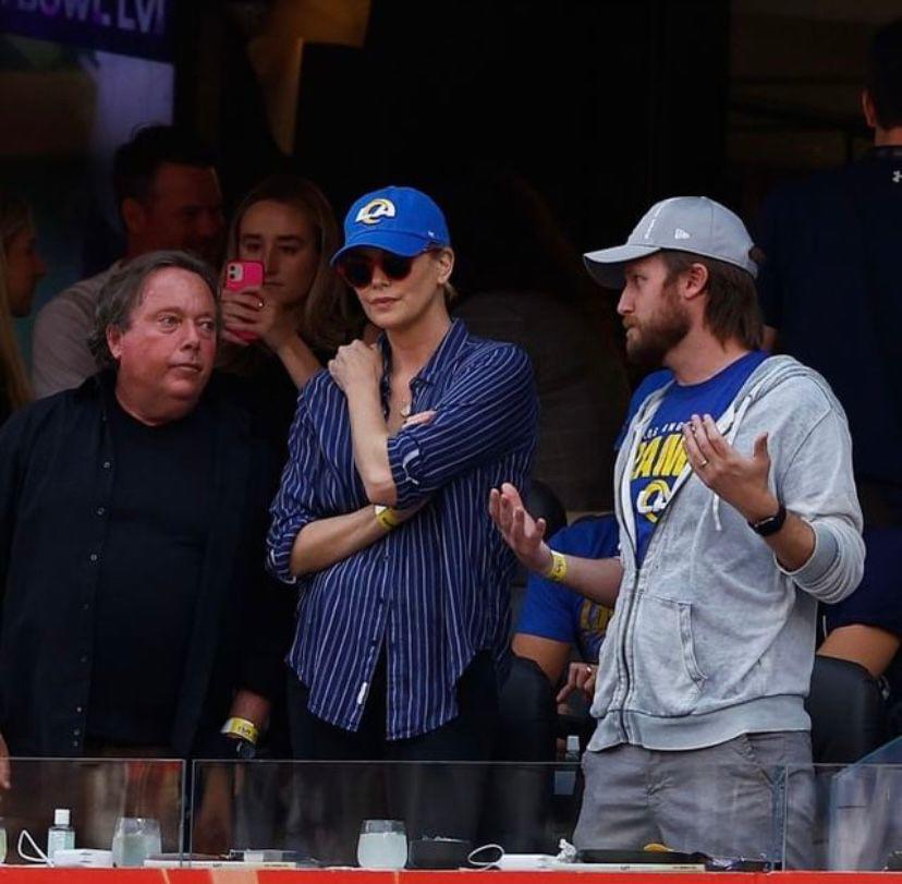 $!Famosos asisten al Super Bowl 2022