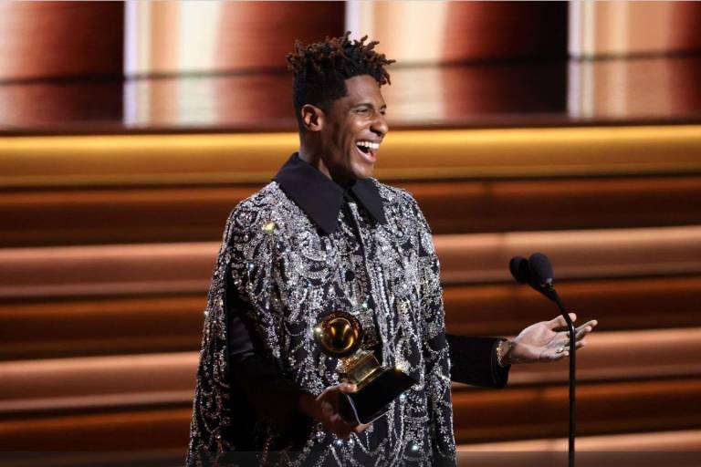 Gana Jon Batiste el máximo premio del Grammy: Álbum del Año con ‘We Are’