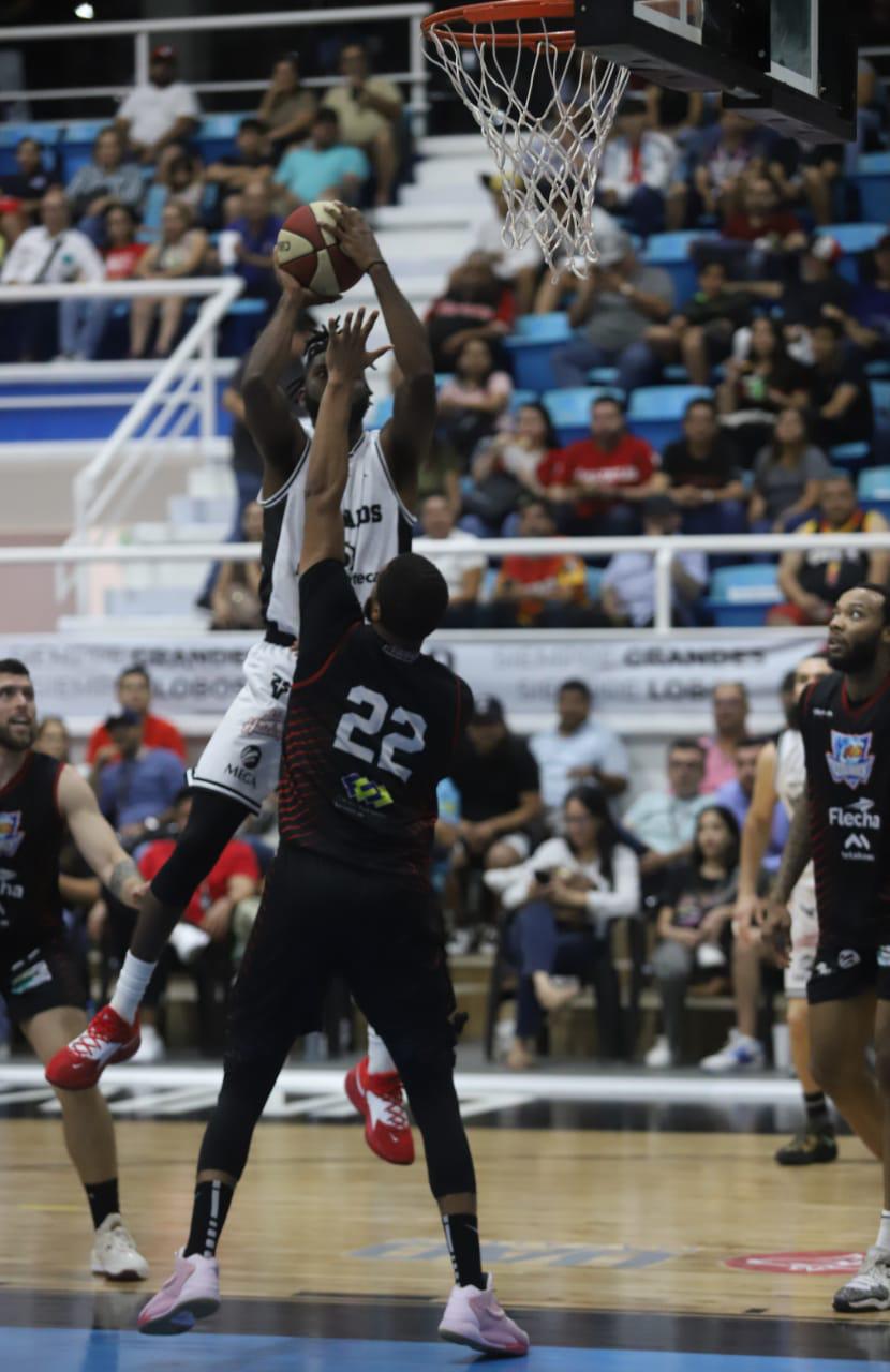 $!Venados Basketball gana la serie en casa y es sublíder solitario