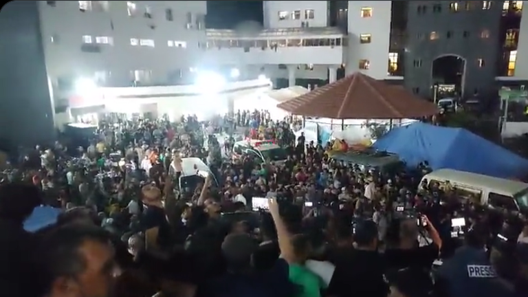 Tras el ataque al Hospital Al-Shifa, en Gaza, las condiciones sanitarias empeoraron.