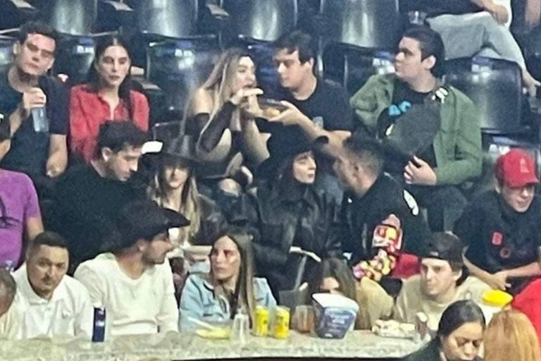 Captan a jugadores de Chivas en pleno palenque, a pocos días del Repechaje ante Puebla