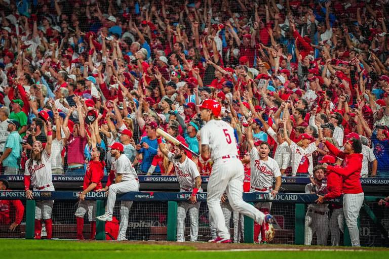 Filis despacha a Marlins y va por la revancha contra Bravos en la SDLN