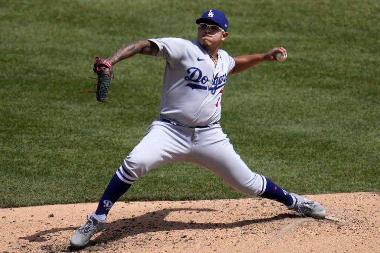 Julio Urías llega a un acuerdo y evade prisión por cargos de violencia doméstica