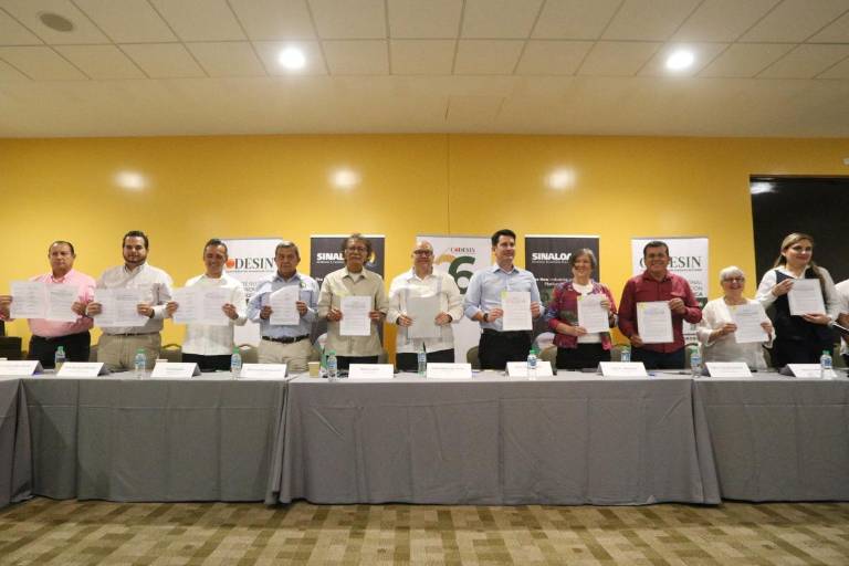 Firman Carta de Intención Sinaloa y Puerto de Long Beach para movimiento de carga