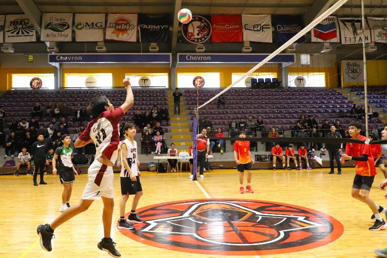 Rescata Angostura un pase para el Estatal en voleibol de sala