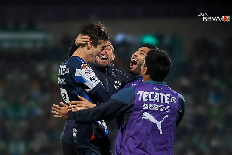 Rayados toma la Comarca y es segundo de la tabla