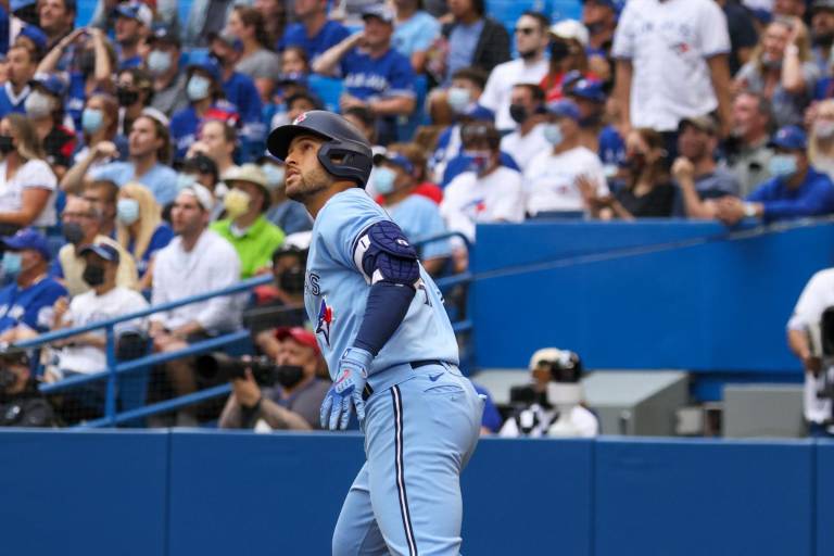 Azulejos se imponen con dos jonrones de George Springer