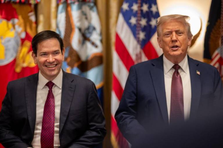Sheinbaum es increíble, elegante, hermosa, pero México está dirigido por cárteles, dice Trump