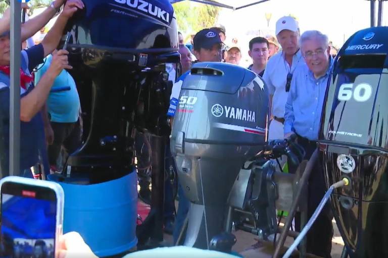 Apoyan con motores marinos a más de 500 pescadores de Sinaloa