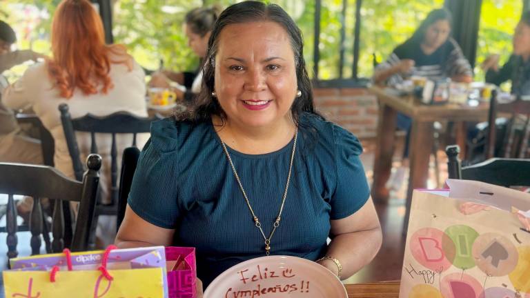 María Lourdes Aguilar López cumplió 51 años.