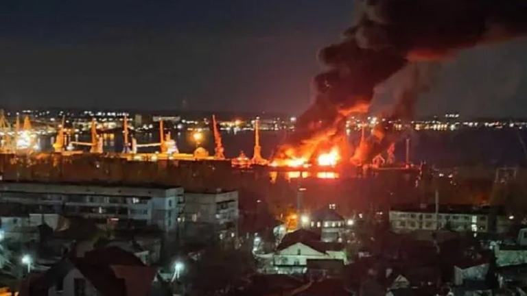 El comandante de la Fuerza Aérea de Ucrania, Mykola Oleshchuk, anunció que el barco había sido impactado el 26 de diciembre.