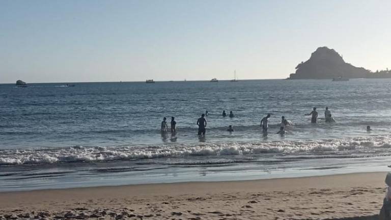 Durante el fin de semana, la Policía Acuática de Mazatlán reportó 15 rescates y dos decesos en el mar.