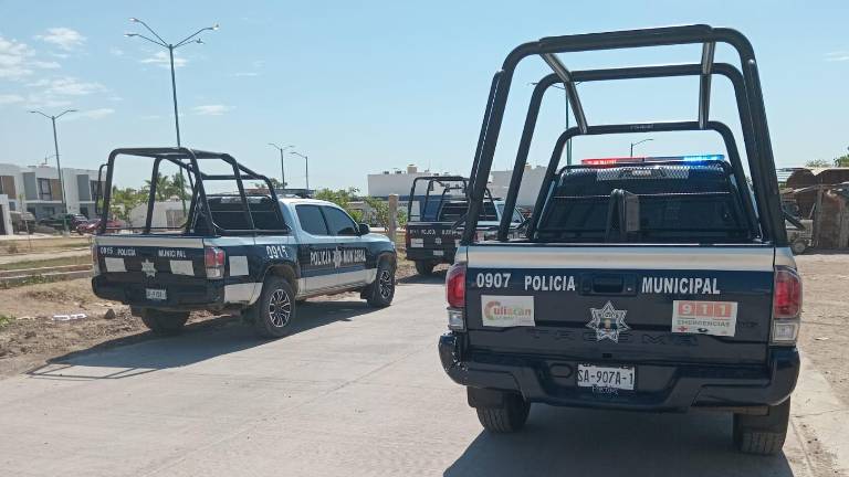 Agentes municipales llegaron al lugar del robo violento, en la colonia Buena Vista.