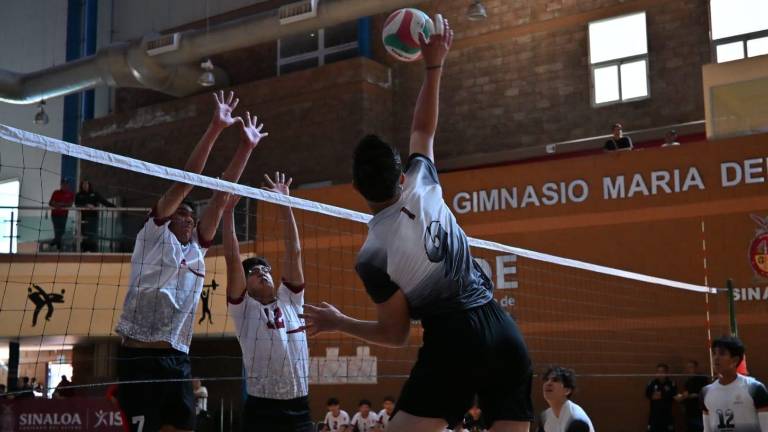 Mazatlán logró mucha experiencia en el estatal de voleibol de piso.